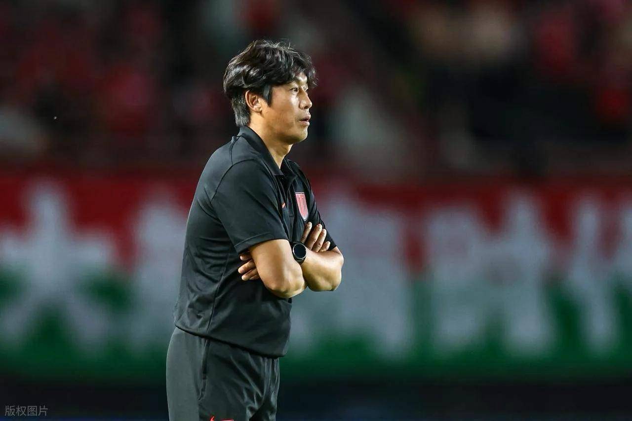 包含今夜亚冠焦点战，北京国安刷新队史纪录，态度坚定，数据趋势出现新变化的词条