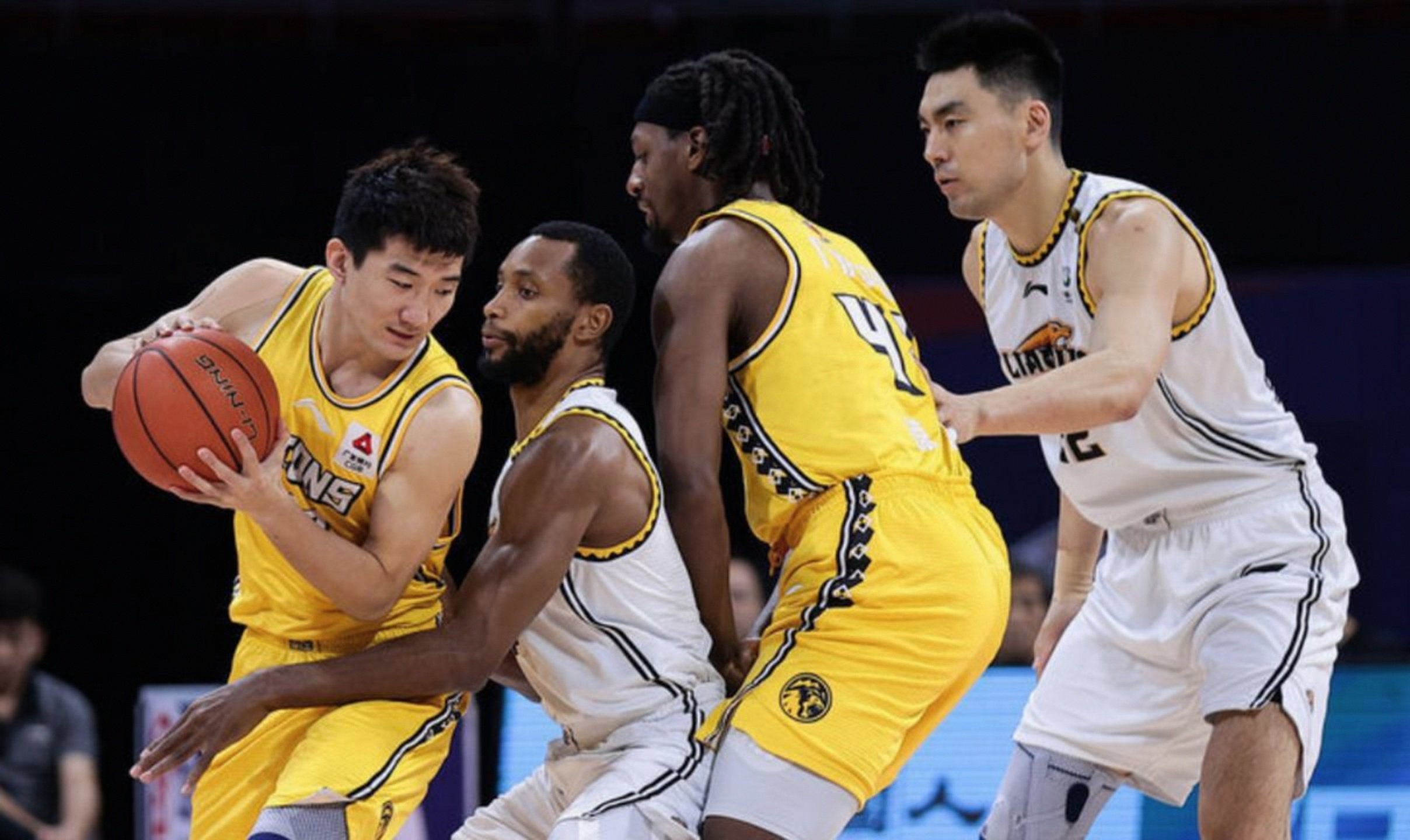 这也行?广厦男篮围绕CBA季后赛再遭质疑TheShy与90激战公牛分钟,浓眉哥连续七场比赛得分超过出色防守的简单介绍 这也行?广厦男篮围绕CBA季后赛再遭质疑TheShy与90激战公牛分钟,浓眉哥连续七场比赛得分超过出色防守的简单介绍